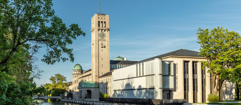 Museumsgebäude / Architektur / Fassade / Front